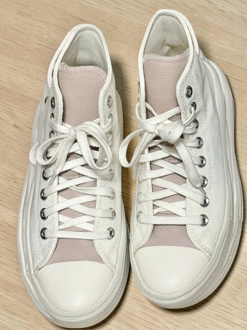 Women’s Converse Chuck Taylor All Star Move Platform high top size 7